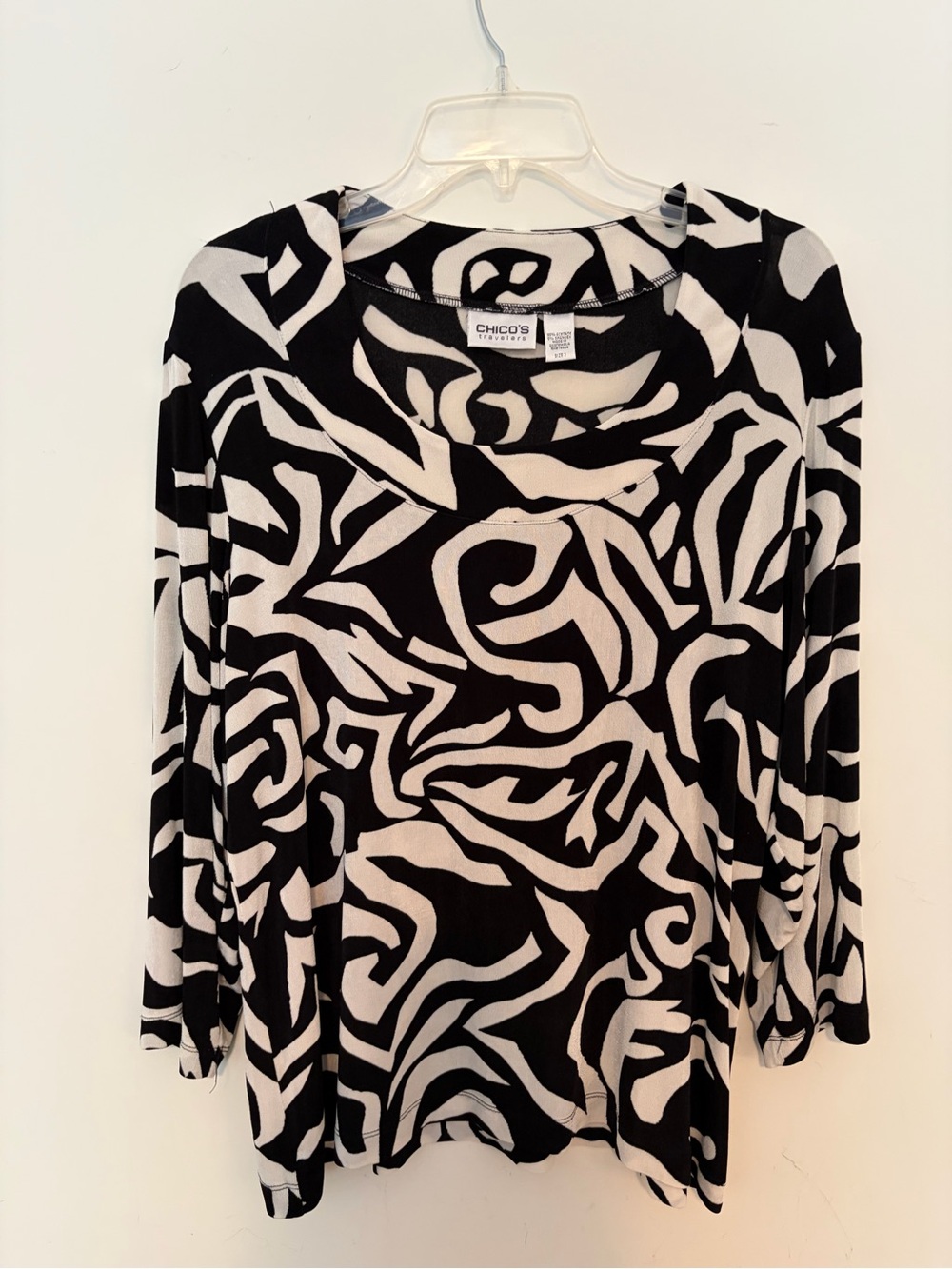 Chico's Black and White Abstract Print Women's Top